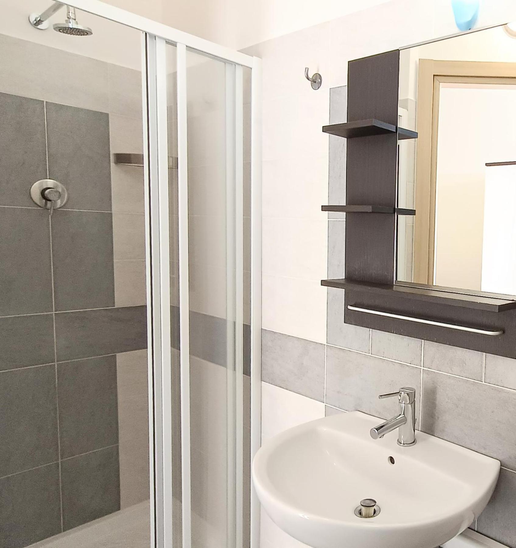 Lido Rooms & Apartments 리도 디 페르모 외부 사진